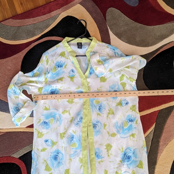 Tropical and Cool Linen Jacket/Shirt - Picture 2 of 8